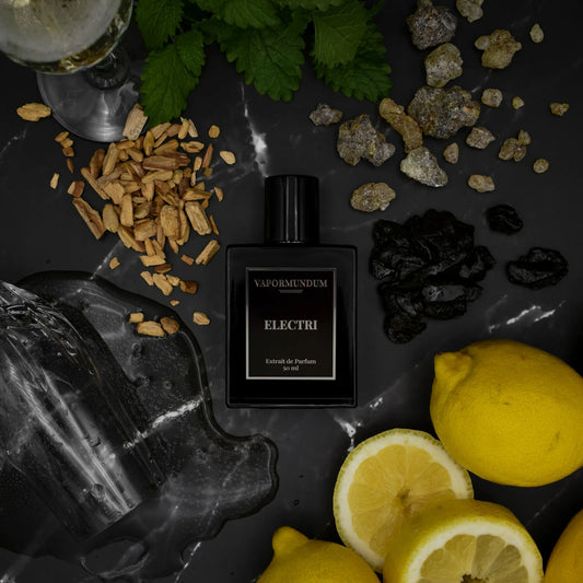 VAPORMUNDUM ELECTRI Extrait de Parfum luxury black bottle surrounded by effervescent champagne, fresh lemons, incense resin, and patchouli