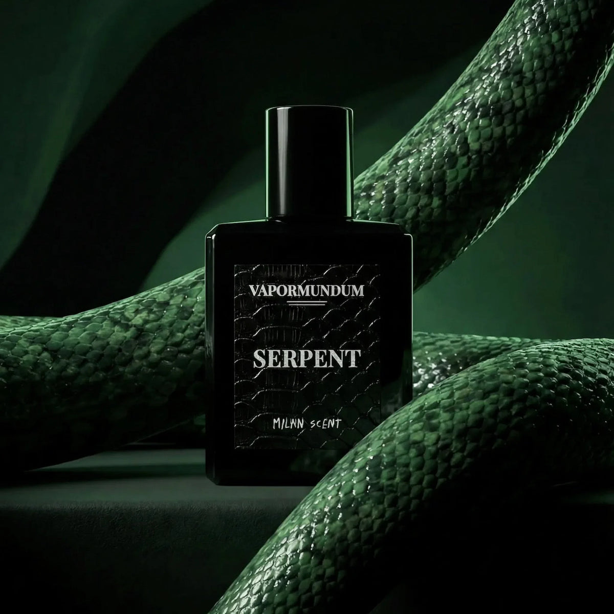 VAPORMUNDUM SERPENT Extrait de Parfum luxury black bottle surrounded by emerald green serpent scales